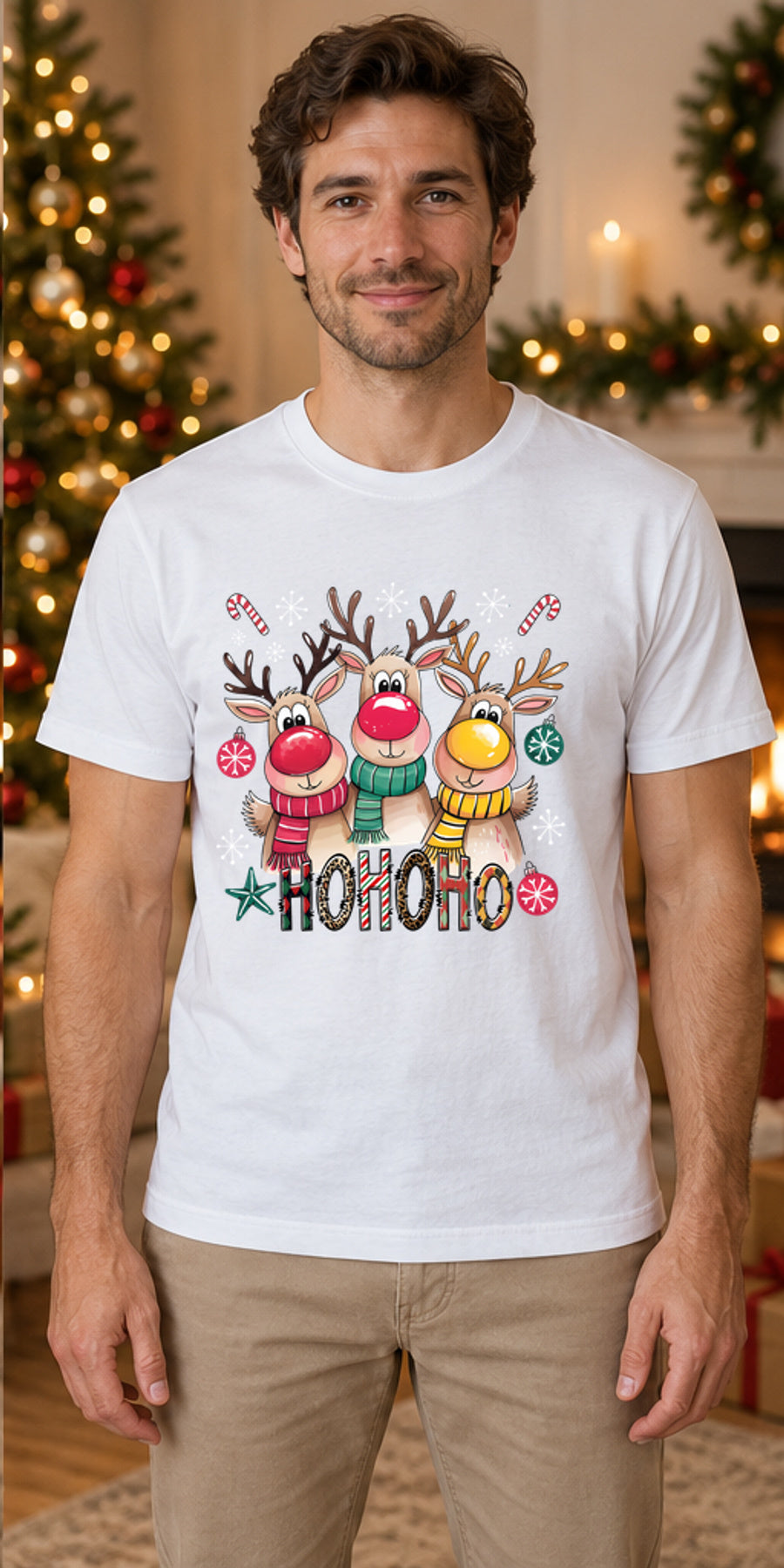 Tricou de Crăciun Ho Ho Deers - Alb - tricou unisex pe model masculin (mockup)