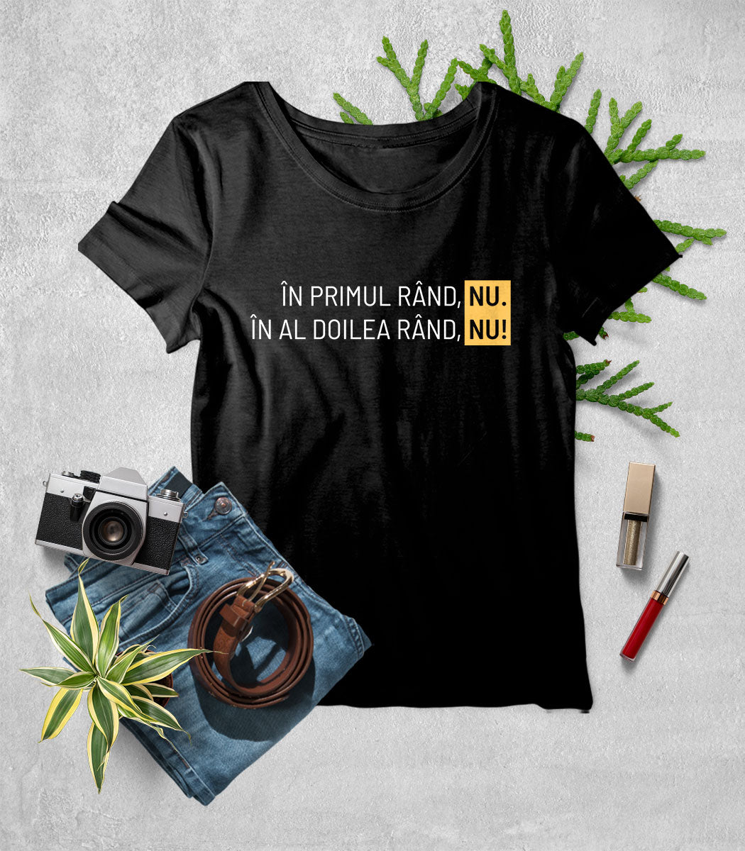 Tricou Femeie În Primul Rand