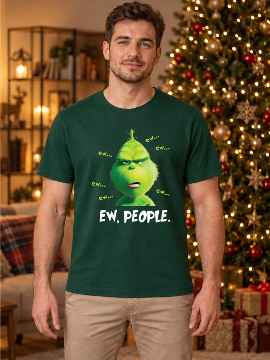 Tricou de Crăciun Ew, People - Bottle Green - tricou unisex pe model masculin, decor de Crăciun (mockup V3)