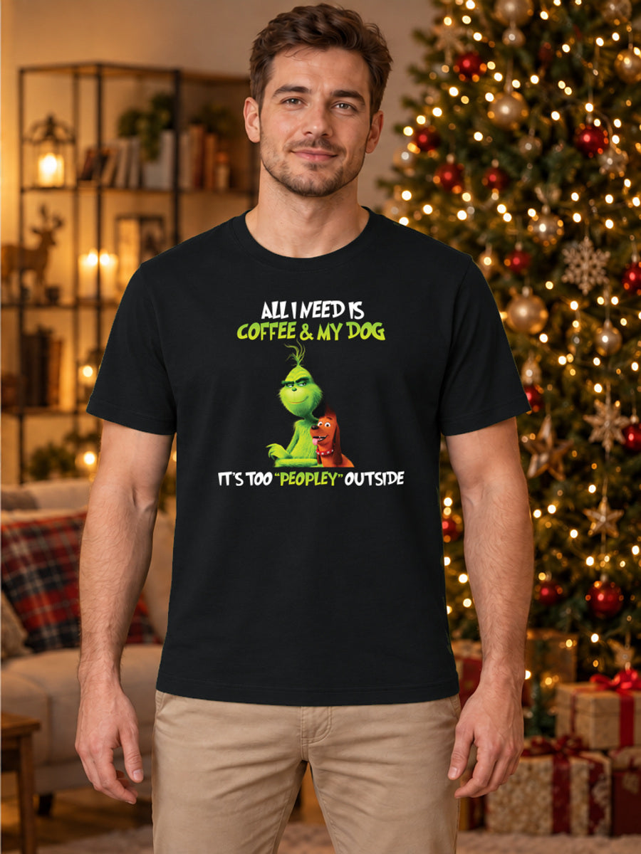 Tricou de Crăciun Too Peopley - Negru - tricou unisex pe model masculin, decor de Crăciun (mockup V3)
