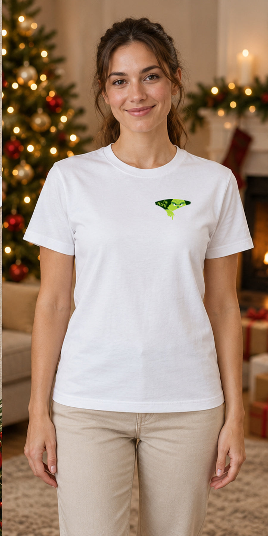 Tricou de Crăciun Eww Pocket - Alb - model feminin unisex, alb curat fără Heather (mockup)