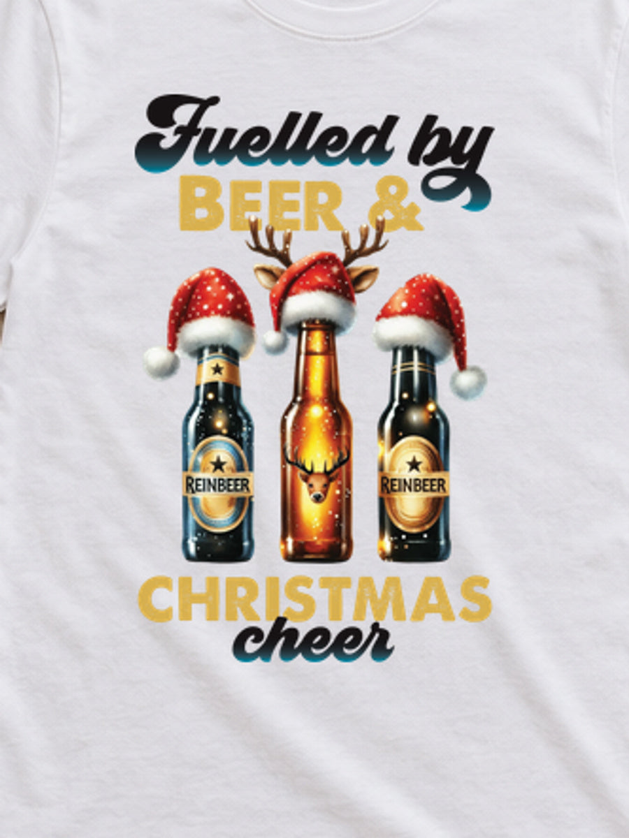 Tricou de Crăciun Christmas Fuel - Alb - detaliu grafică (mockup)